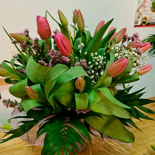 Ramo Tulipanes Marin Floristas.jpg|Ramo Tulipanes Flores Torremolinos.jpg
